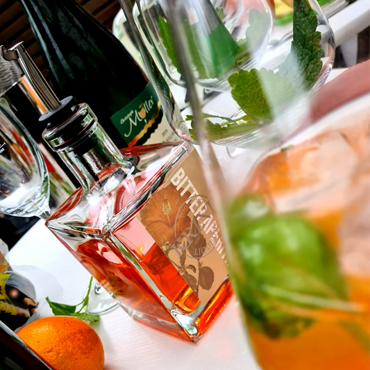Krink Liqueurs Bitter Aperitif gemix als Basil Spirtz